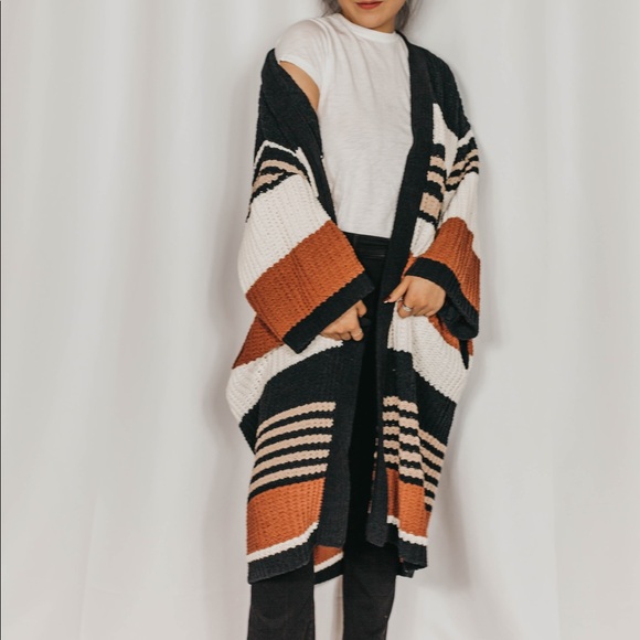 NEW // Color Block Kimono Chenille Cardigan - Picture 4 of 7